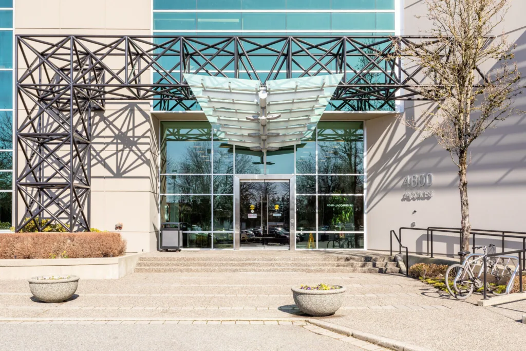 4600 Jacombs Road exterior photo