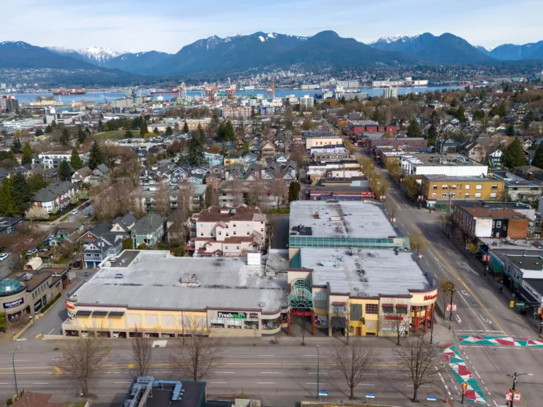 iL Mercato Shopping Centre